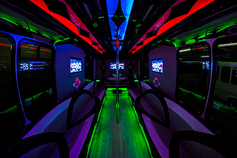 Looking For a Party Bus Rental in Tuscaloosa AL?